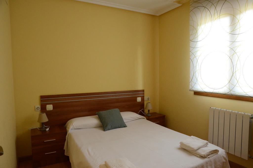 Apartamentos El Rincon De Limes Cangas De Narcea Værelse billede